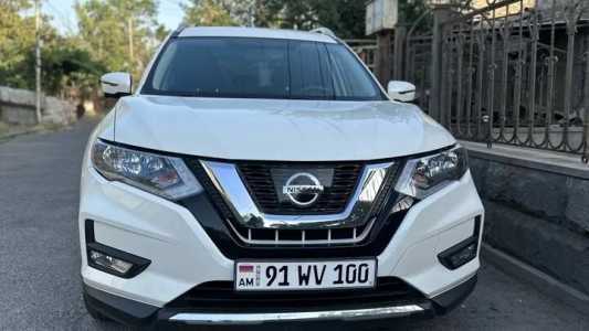 Nissan Rogue, Бензин, 2017