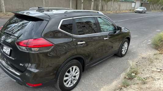 Nissan Rogue, Бензин, 2017