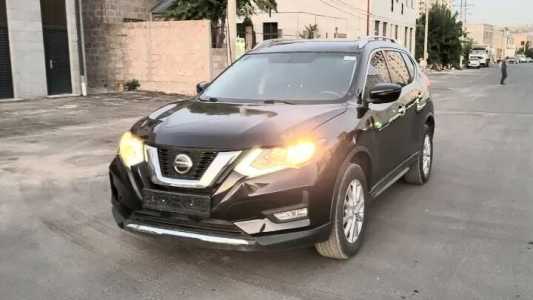 Nissan Rogue, Бензин, 2017