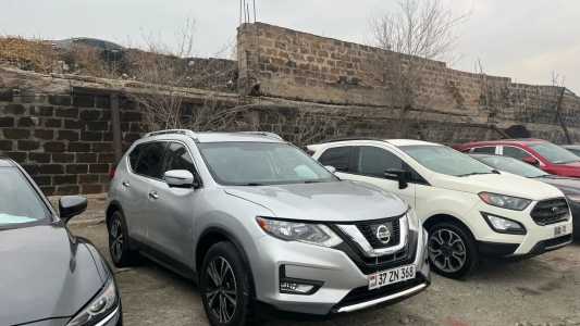 Nissan Rogue, Бензин, 2017