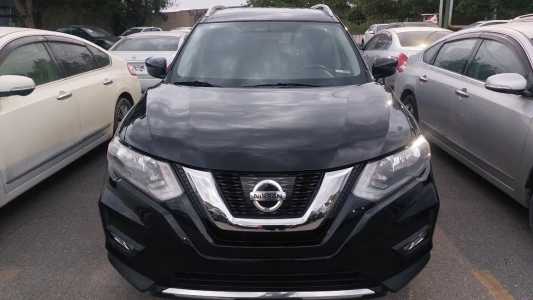 Nissan Rogue, Бензин, 2017