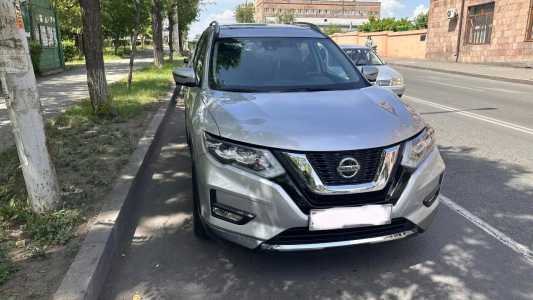 Nissan Rogue, Бензин, 2018