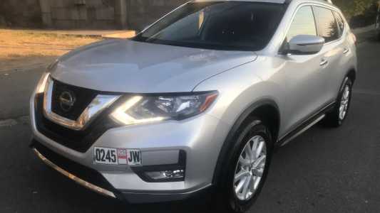 Nissan Rogue, Бензин, 2018