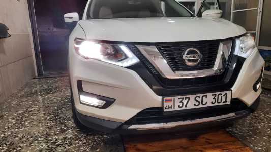 Nissan Rogue, Бензин, 2018