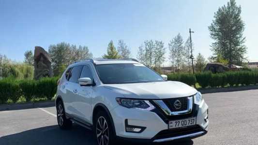 Nissan Rogue, Бензин, 2018