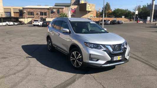 Nissan Rogue, Бензин, 2018