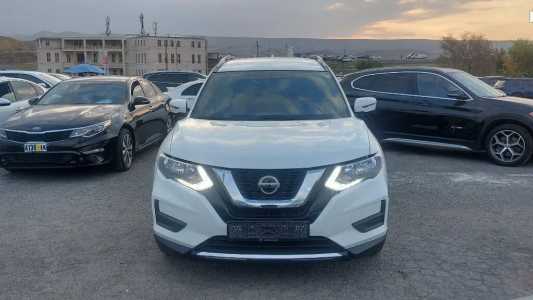 Nissan Rogue, Бензин, 2018