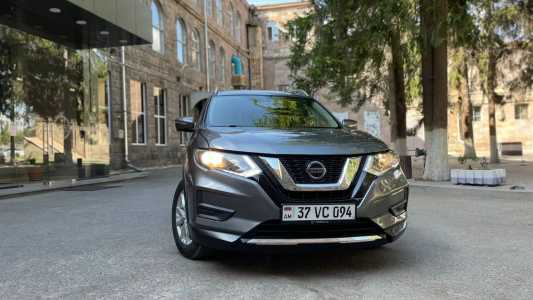 Nissan Rogue, Бензин, 2018