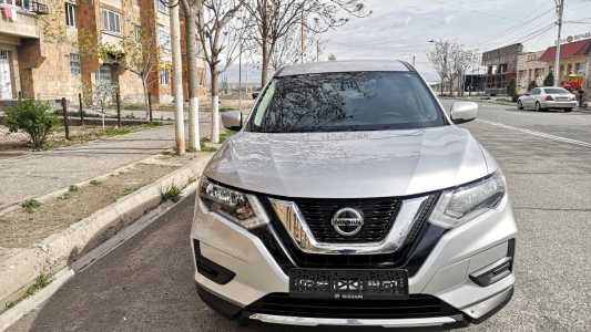 Nissan Rogue, Бензин, 2018