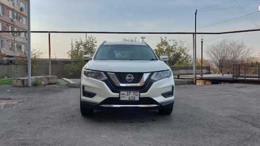 Nissan Rogue, Бензин, 2018