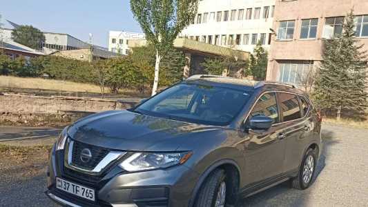 Nissan Rogue, Бензин, 2018