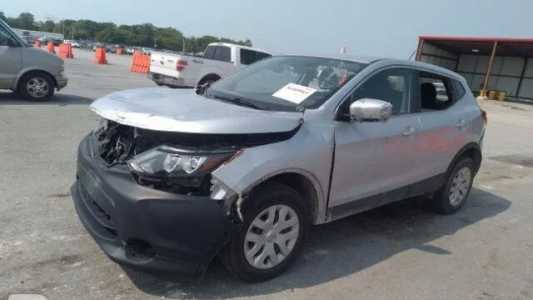 Nissan Rogue Sport, Бензин, 2018