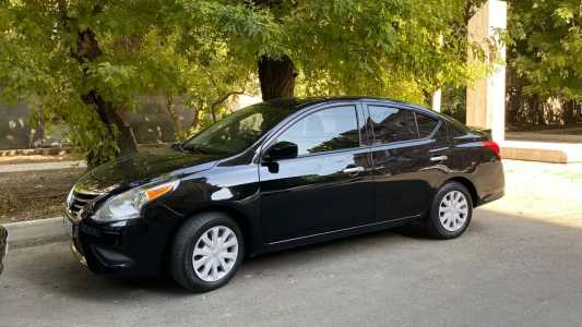 Nissan Versa, Бензин, 2018