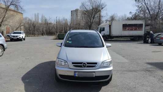 Opel Zafira, Бензин, 2004