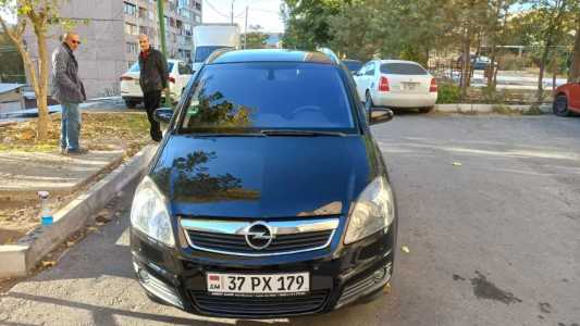 Opel Zafira, Бензин, 2006