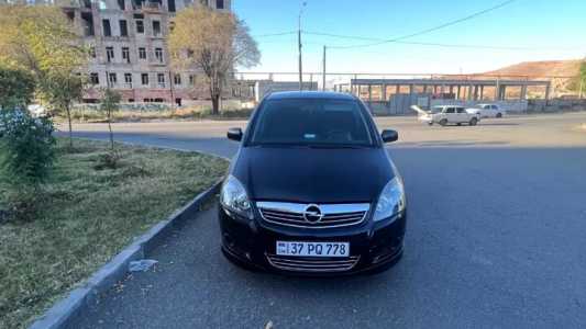 Opel Zafira, Бензин, 2010