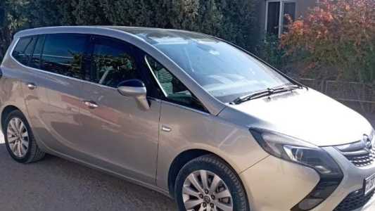 Opel Zafira, Бензин, 2012