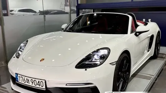 Porsche 718 Boxster, 2021