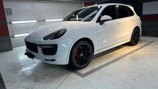 Porsche Cayenne, Бензин, 2015