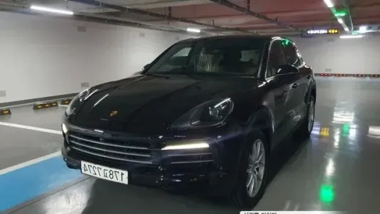 Porsche Cayenne (PO536), 2019