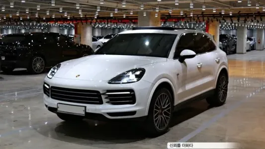 Porsche Cayenne (PO536), 2019