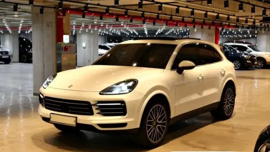 Porsche Cayenne (PO536), 2019