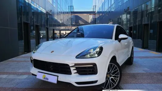 Porsche Cayenne (PO536), 2020