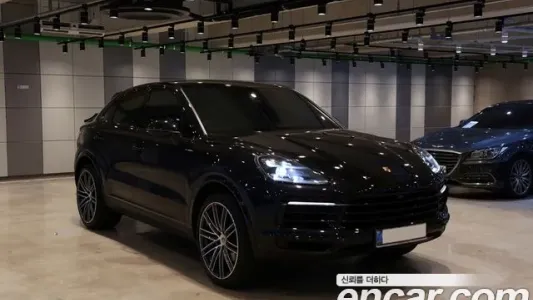 Porsche Cayenne (PO536), 2020