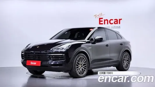 Porsche Cayenne (PO536), 2021