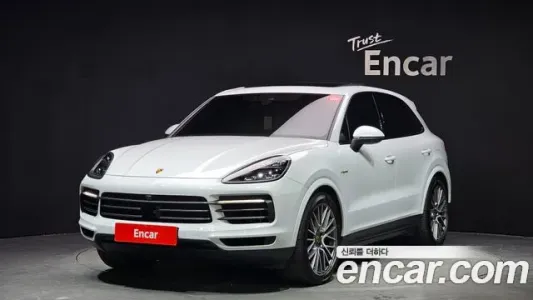 Porsche Cayenne (PO536), 2023