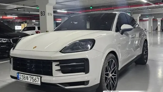 Porsche Cayenne (PO536), 2024