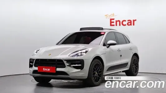 Porsche Macan, 2020