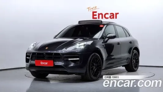 Porsche Macan, 2020