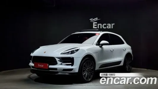 Porsche Macan, 2021