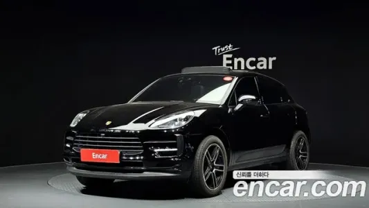 Porsche Macan, 2021