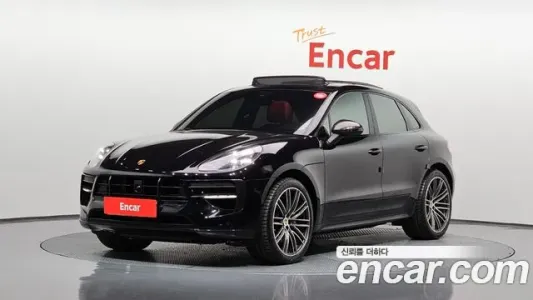 Porsche Macan, 2021