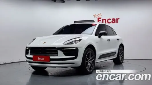 Porsche Macan, 2022