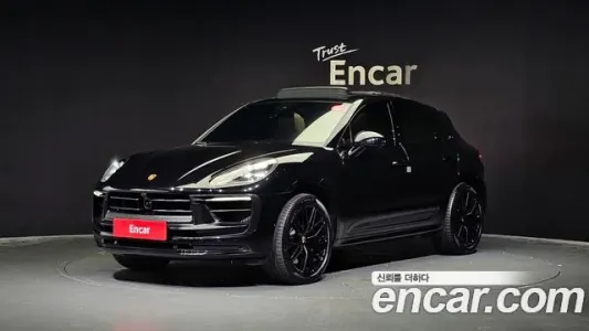 Porsche Macan, 2022