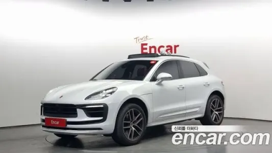 Porsche Macan, 2022