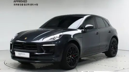 Porsche Macan, 2022