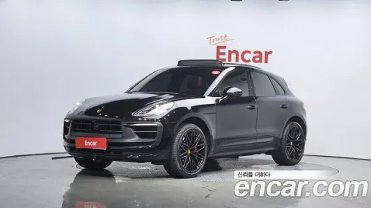 Porsche Macan, 2022