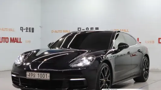 Porsche Panamera (971), 2018