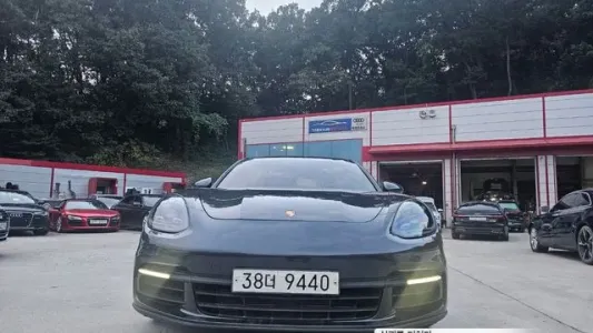 Porsche Panamera (971), 2018