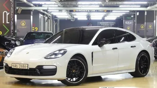 Porsche Panamera (971), 2018