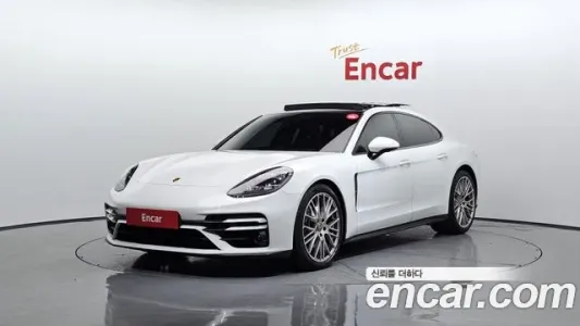 Porsche Panamera (971), 2021