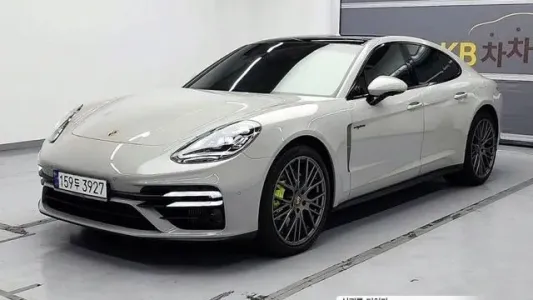 Porsche Panamera (971), 2023