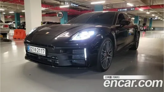 Porsche Panamera (972), 2024