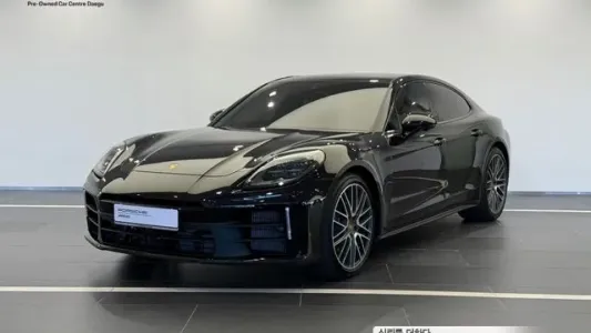 Porsche Panamera (972), 2024