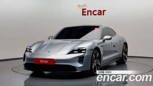 Porsche Taycan, 2021