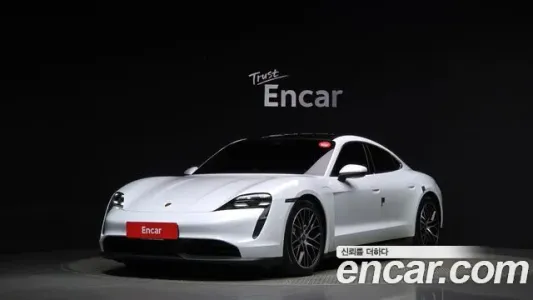 Porsche Taycan, 2021